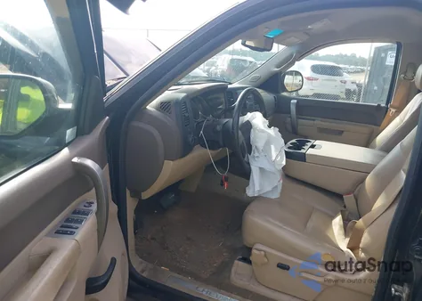 2013 Chevrolet Silverado 1500 Lt z USA, uszkodzony, nr VIN 3GCPKSE71DG105464